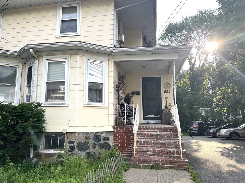 533-535 Main St 533