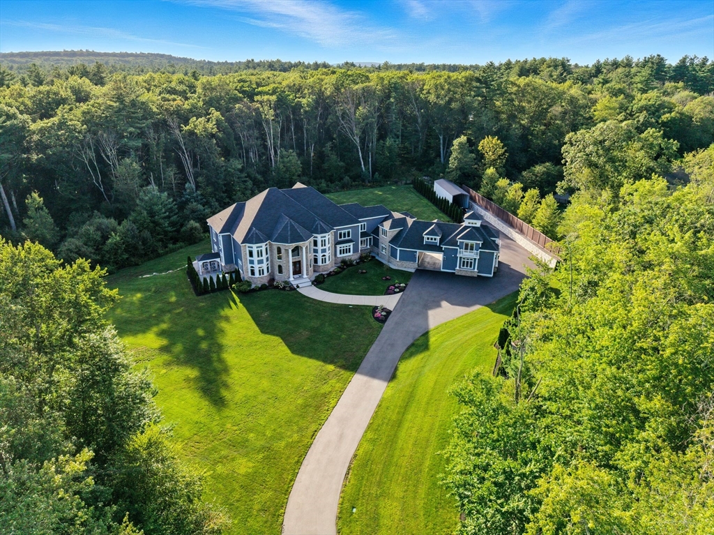 11 Sophia Dr
