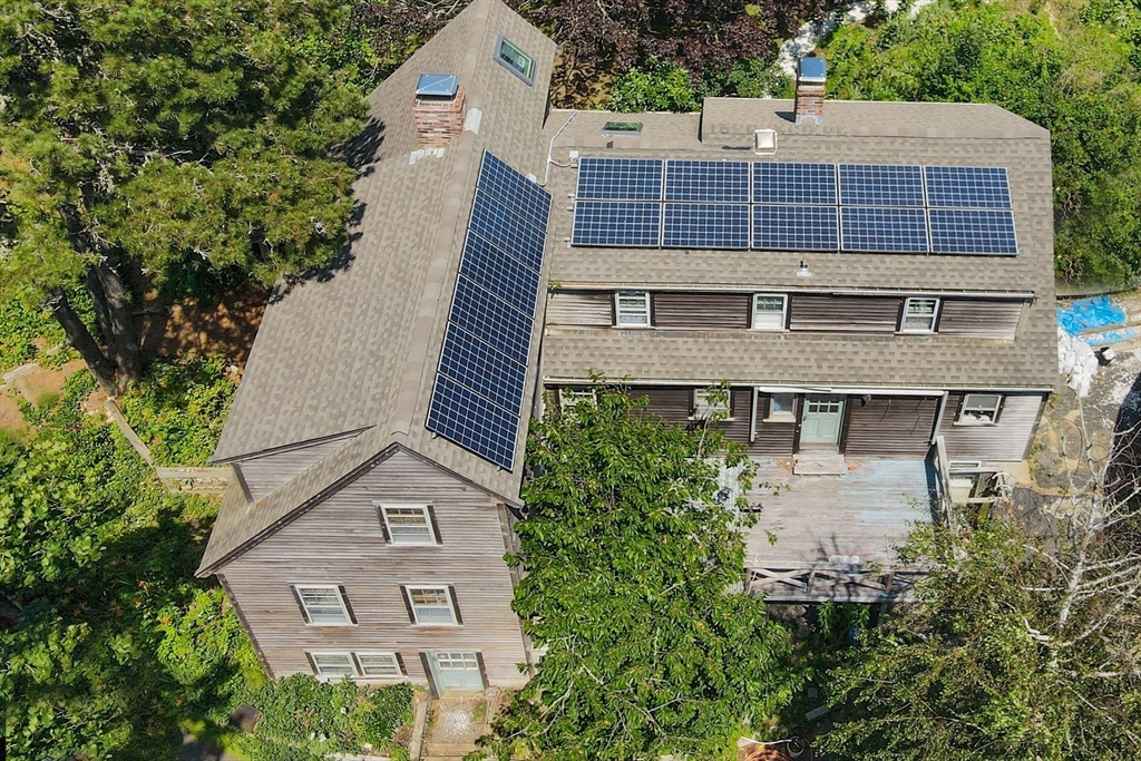 86 Vineyard Ave