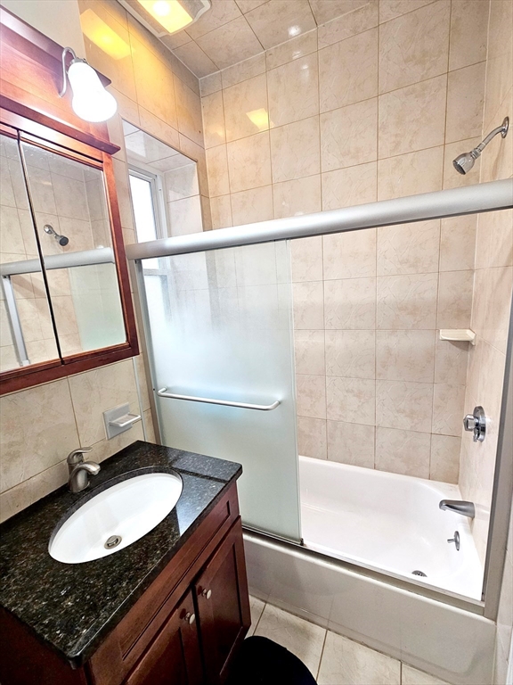 1564 Commonwealth Ave 5