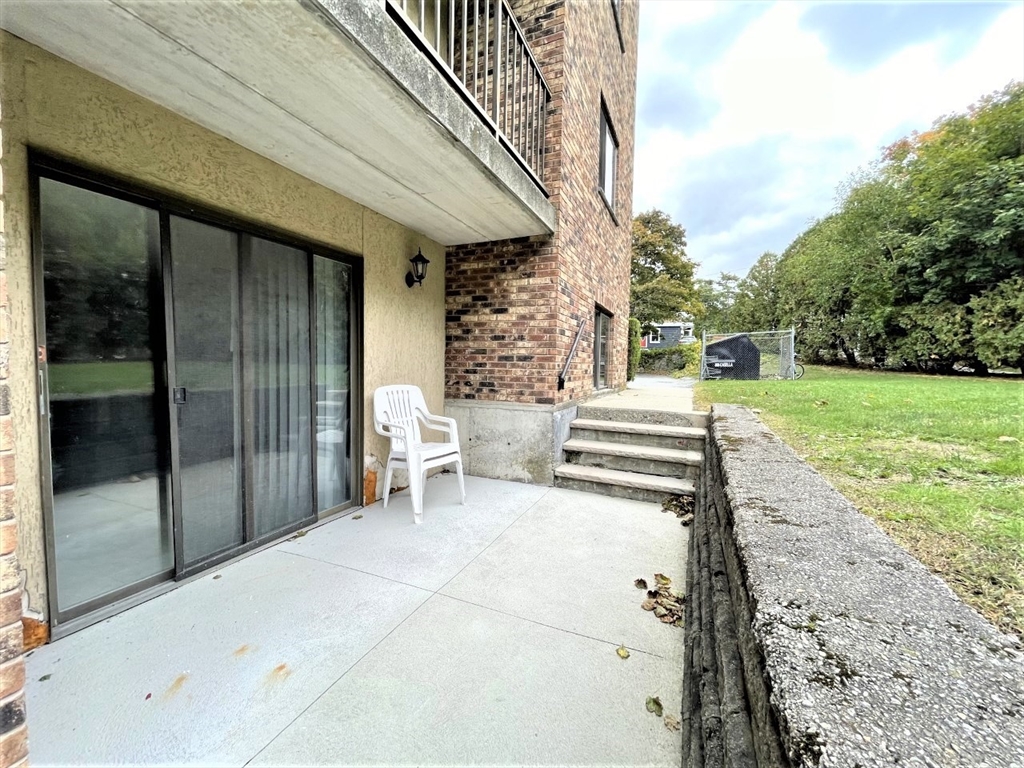 555 Main Street 103