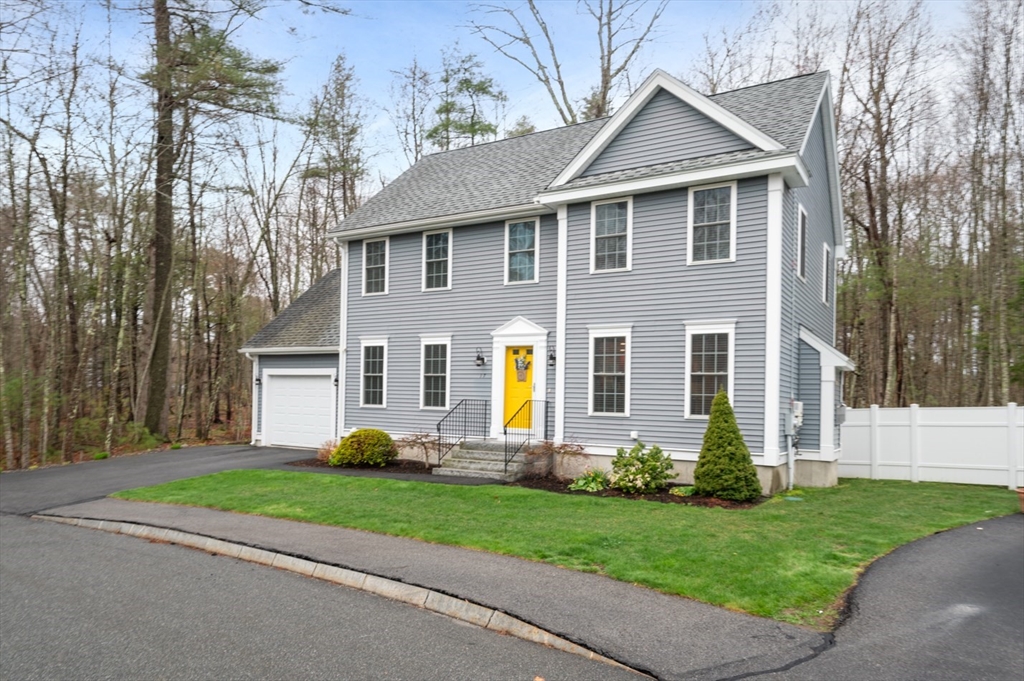 17 Mason Ln