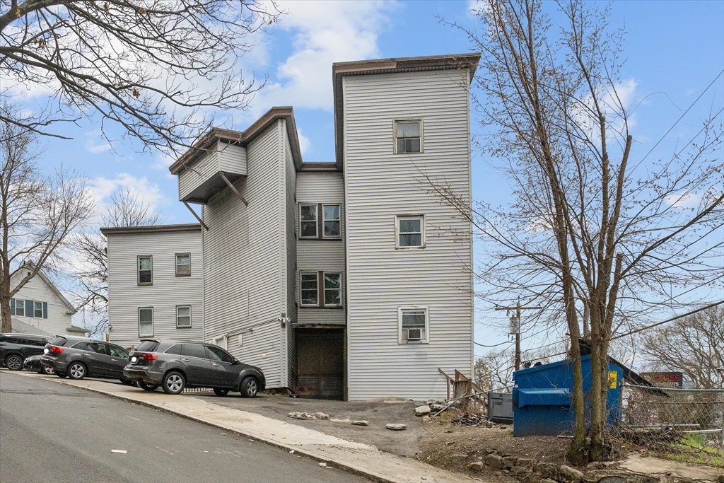 439-443 Riverside Dr