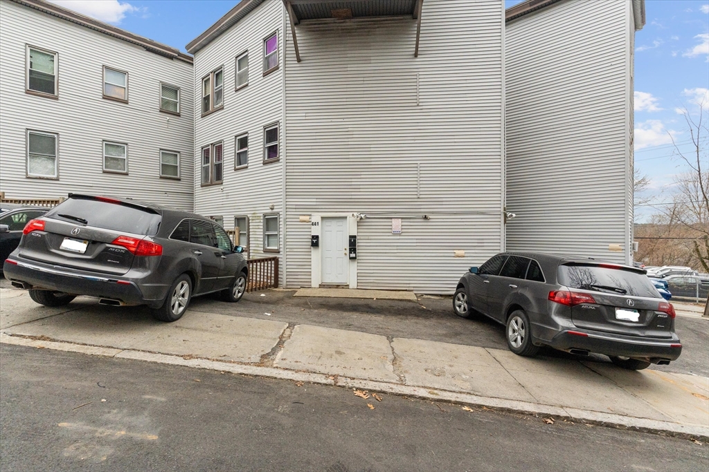 439-443 Riverside Dr