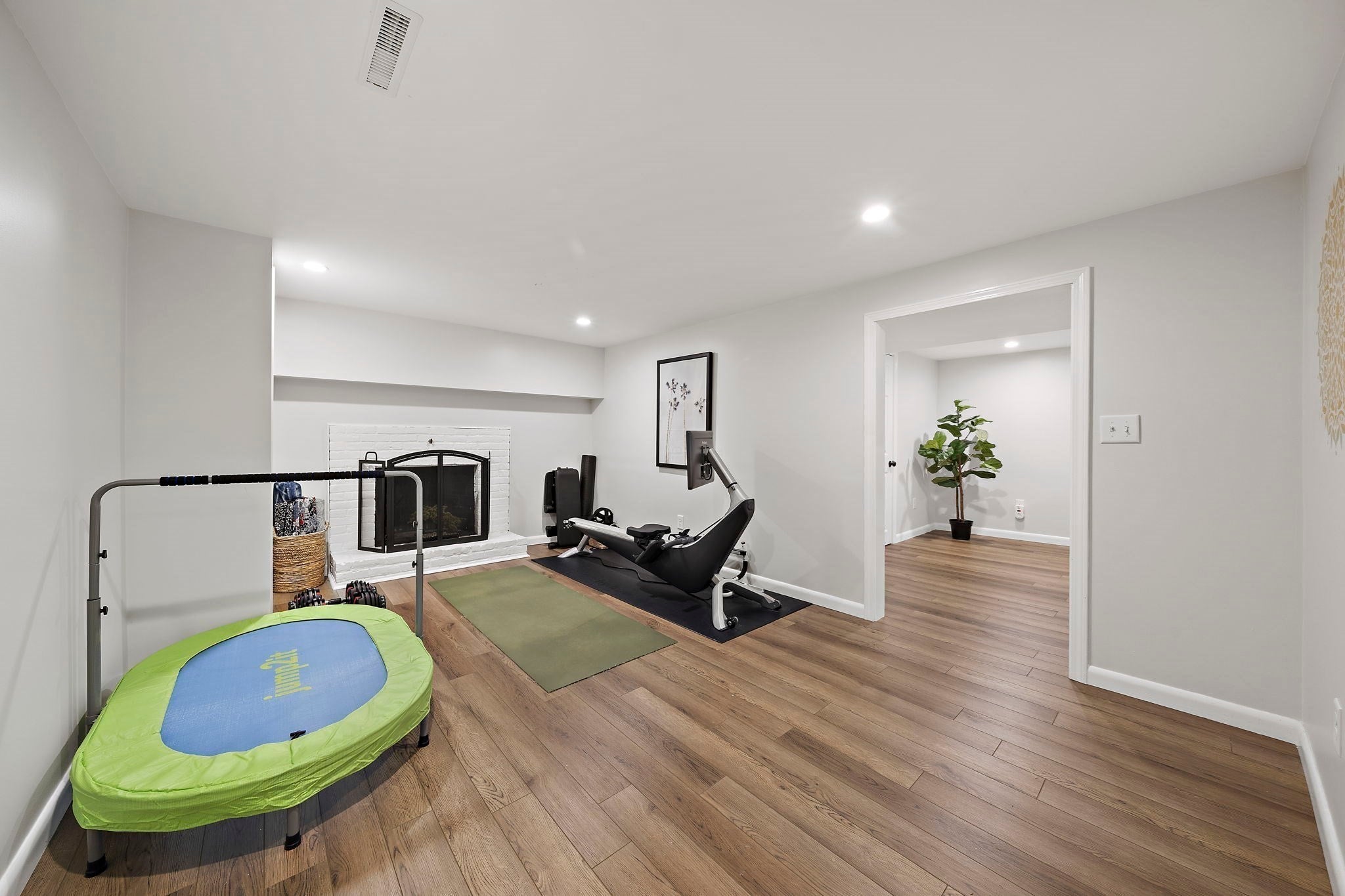 75 Oak St, Pembroke, MA, 75 Oak St, Pembroke, MA Photo #13