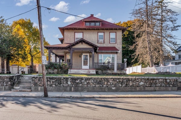 84 E HAVERHILL ST, LAWRENCE, MA 01841 - Image 7db95be69e6ce2f86b383768f6c8a71b/1548389859