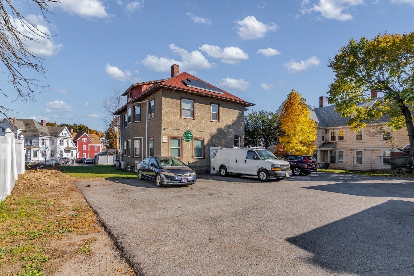 84 E Haverhill St