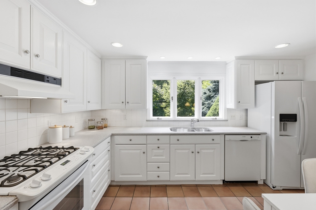 203 E Riding Drive