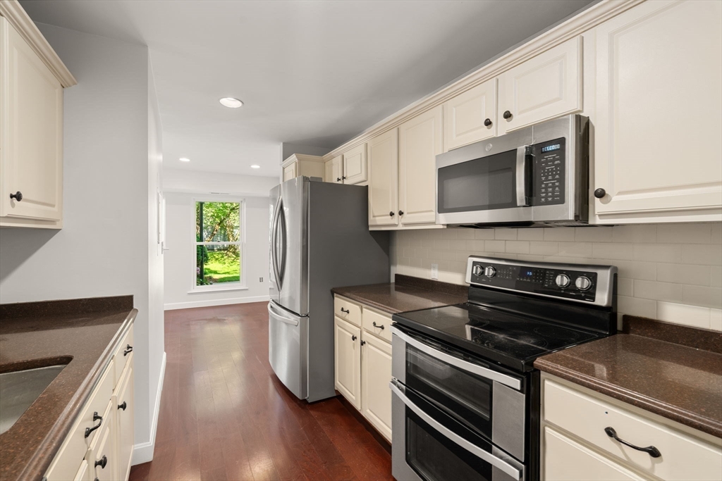 171 Swanton St 7