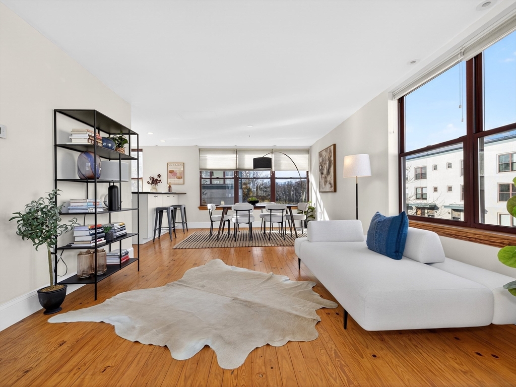 62-76 Cornwall St 74 (E)