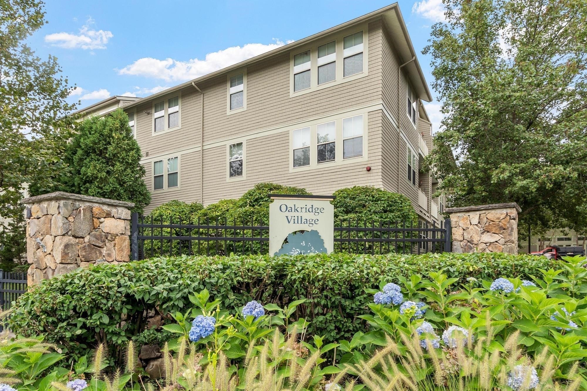 1 Harvest Dr #108, North Andover, MA, 1 Harvest Dr #108, North Andover, MA Photo #29