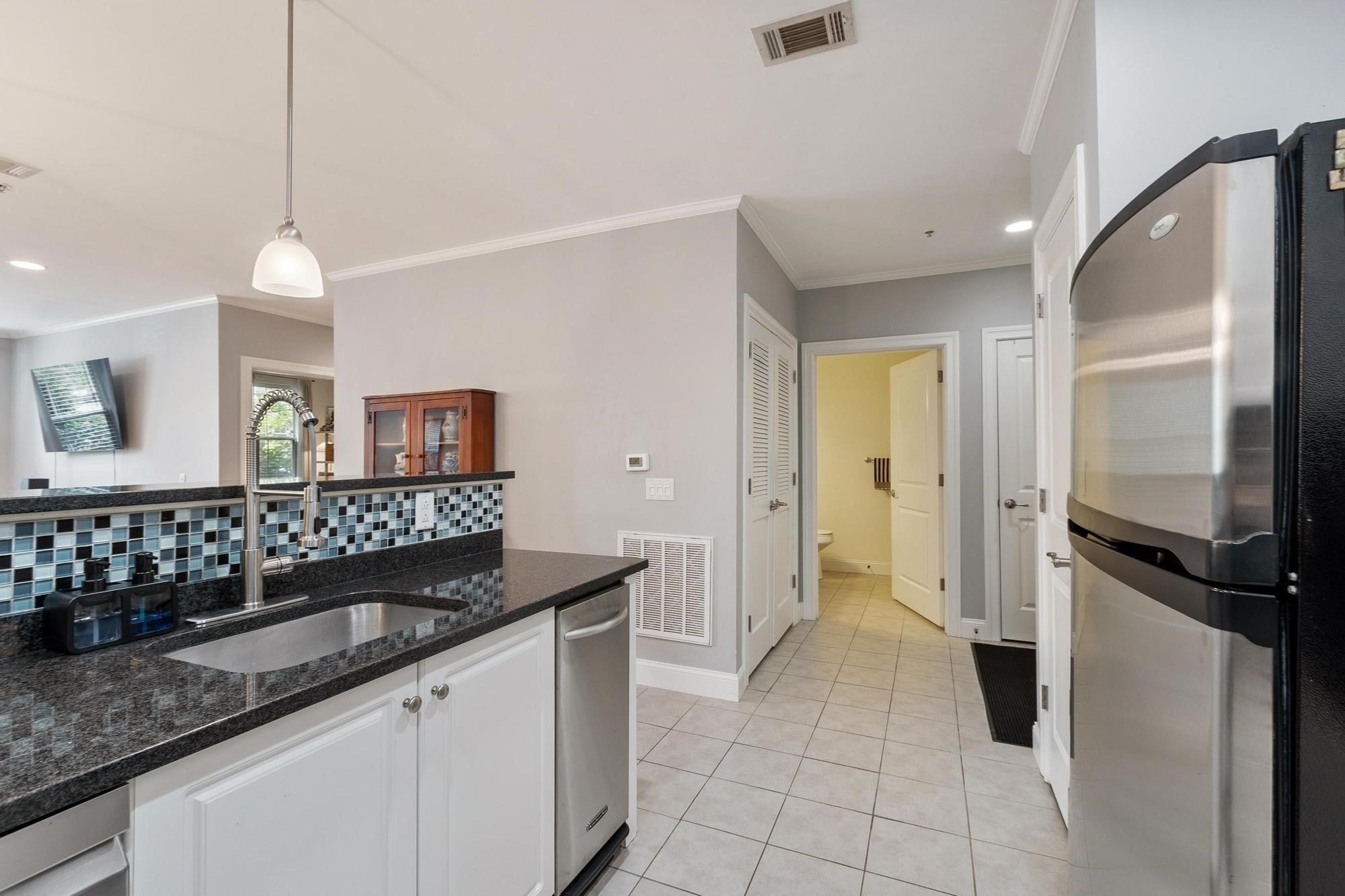 1 Harvest Dr #108, North Andover, MA, 1 Harvest Dr #108, North Andover, MA Photo #8