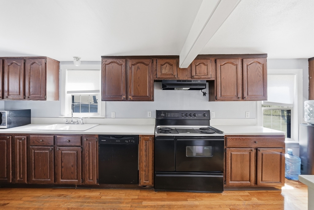 609 Willard St, Leominster, MA, 609 Willard St, Leominster, MA Photo #5