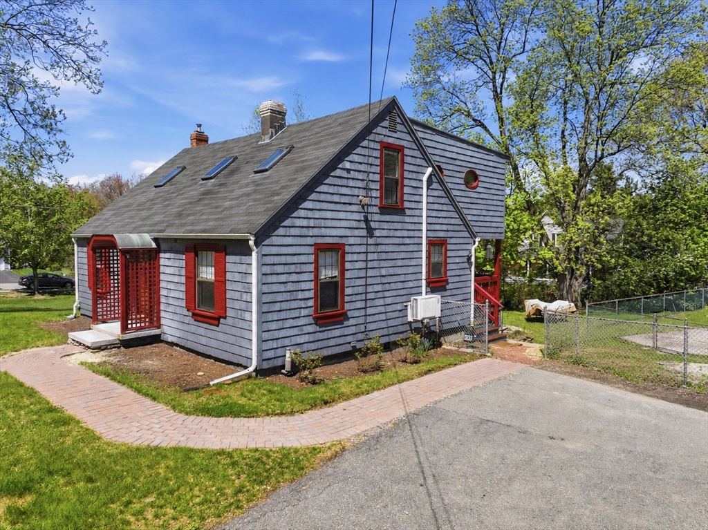 609 Willard St, Leominster, MA, 609 Willard St, Leominster, MA Photo #2