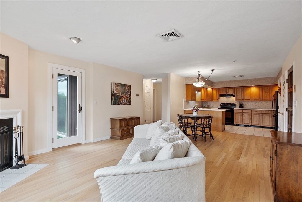 5 Thomas St P17