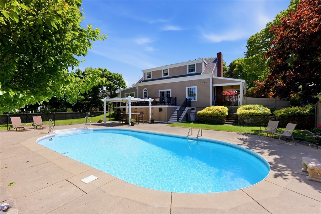 47 Arlington Rd