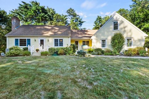 122 Quanapoag Rd Freetown MA 02717
