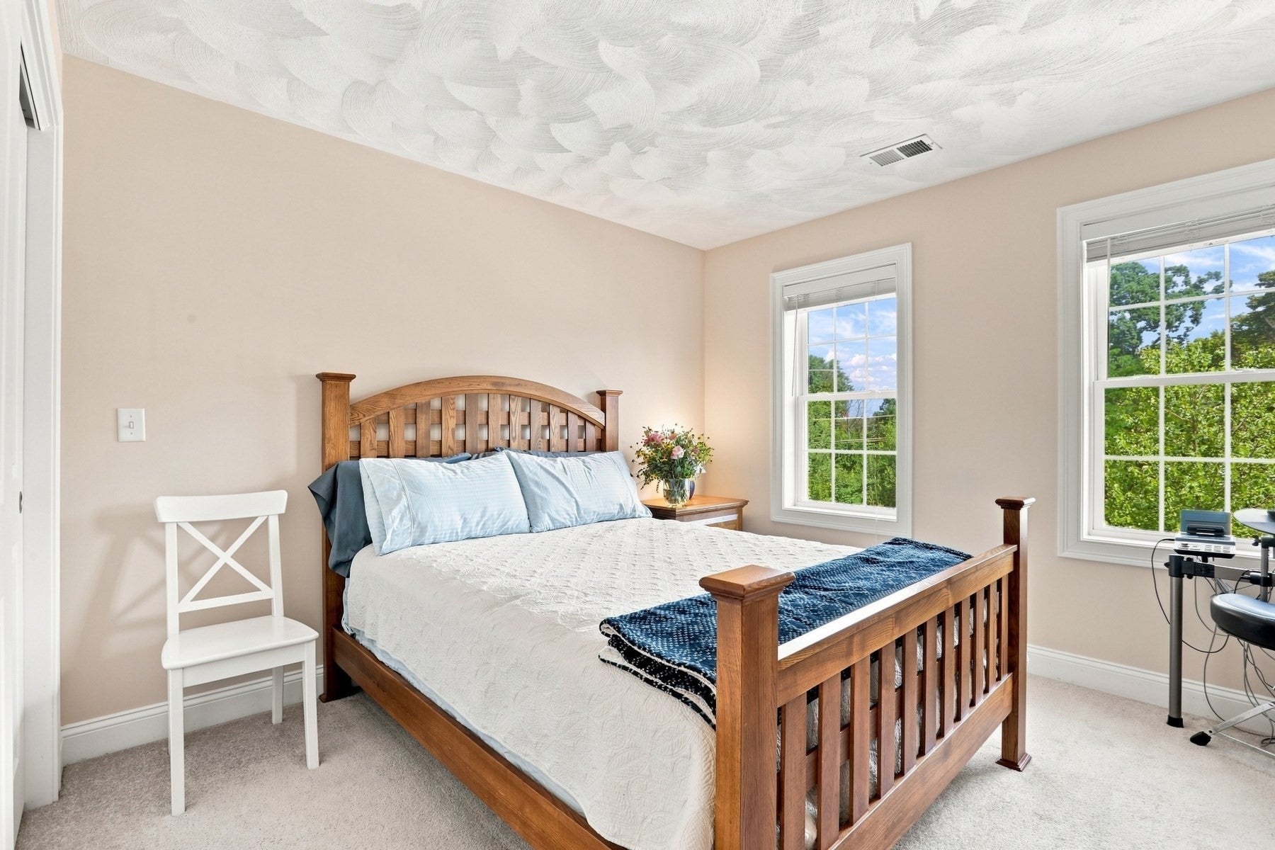 9 Forbes Rd, Hudson, MA, 9 Forbes Rd, Hudson, MA Photo #19