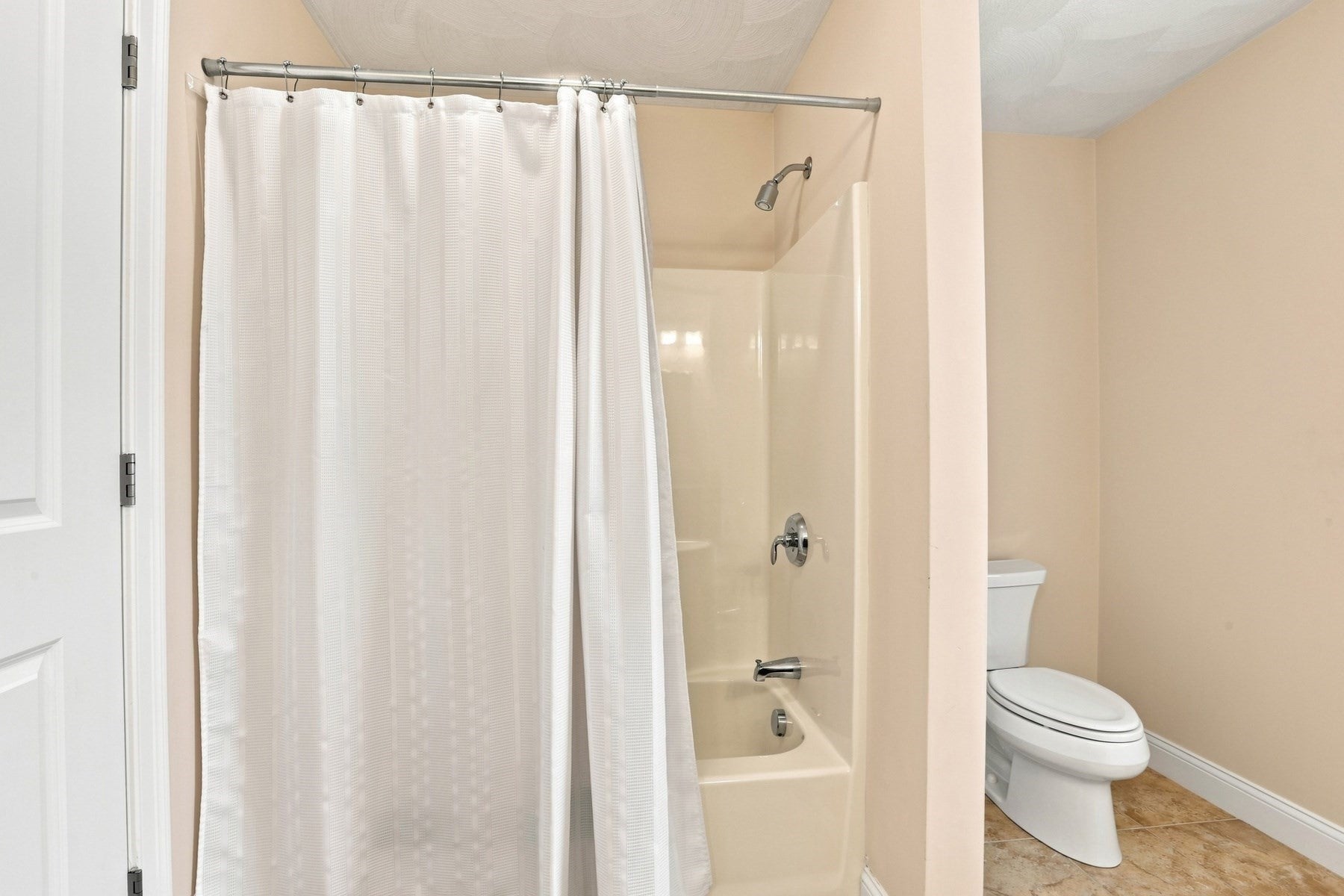 9 Forbes Rd, Hudson, MA, 9 Forbes Rd, Hudson, MA Photo #22