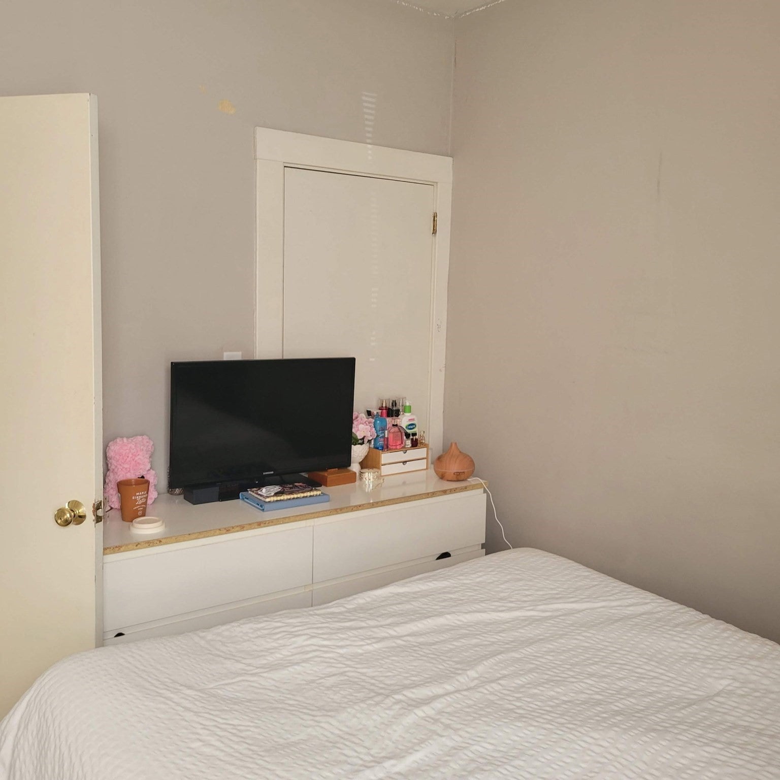 186 Dover St #1, Brockton, MA Photo #4