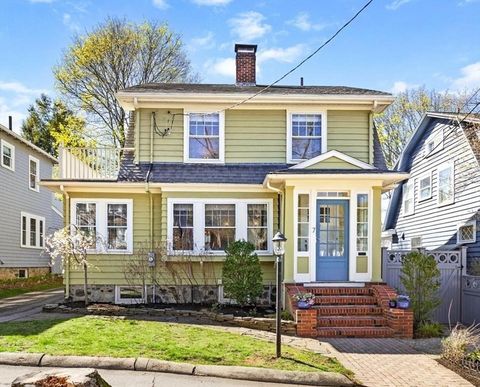 Photo of 7 Inverness Rd, Arlington, MA 02476 (MLS # 73509286)