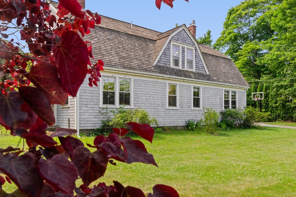60 Sandwich Rd