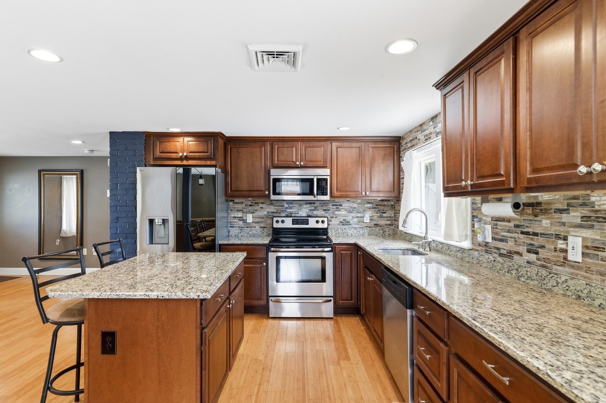 25 Marie Ave, Brockton, MA, 25 Marie Ave, Brockton, MA Photo #6