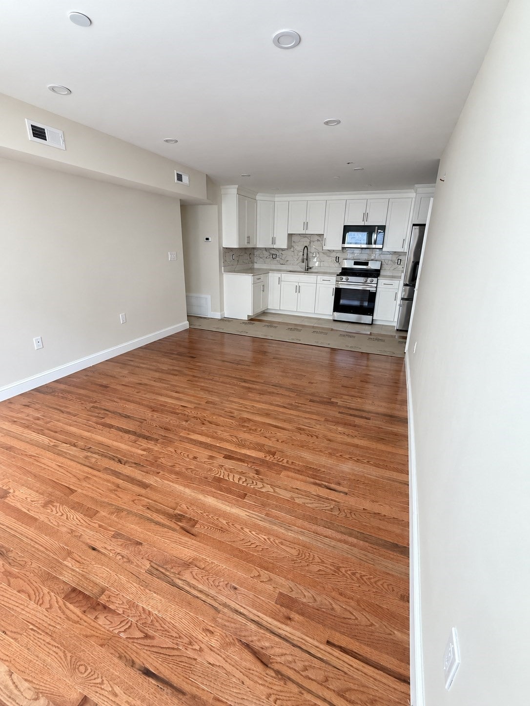 926 Broadway #5, Chelsea, MA, 926 Broadway #5, Chelsea, MA Photo #3