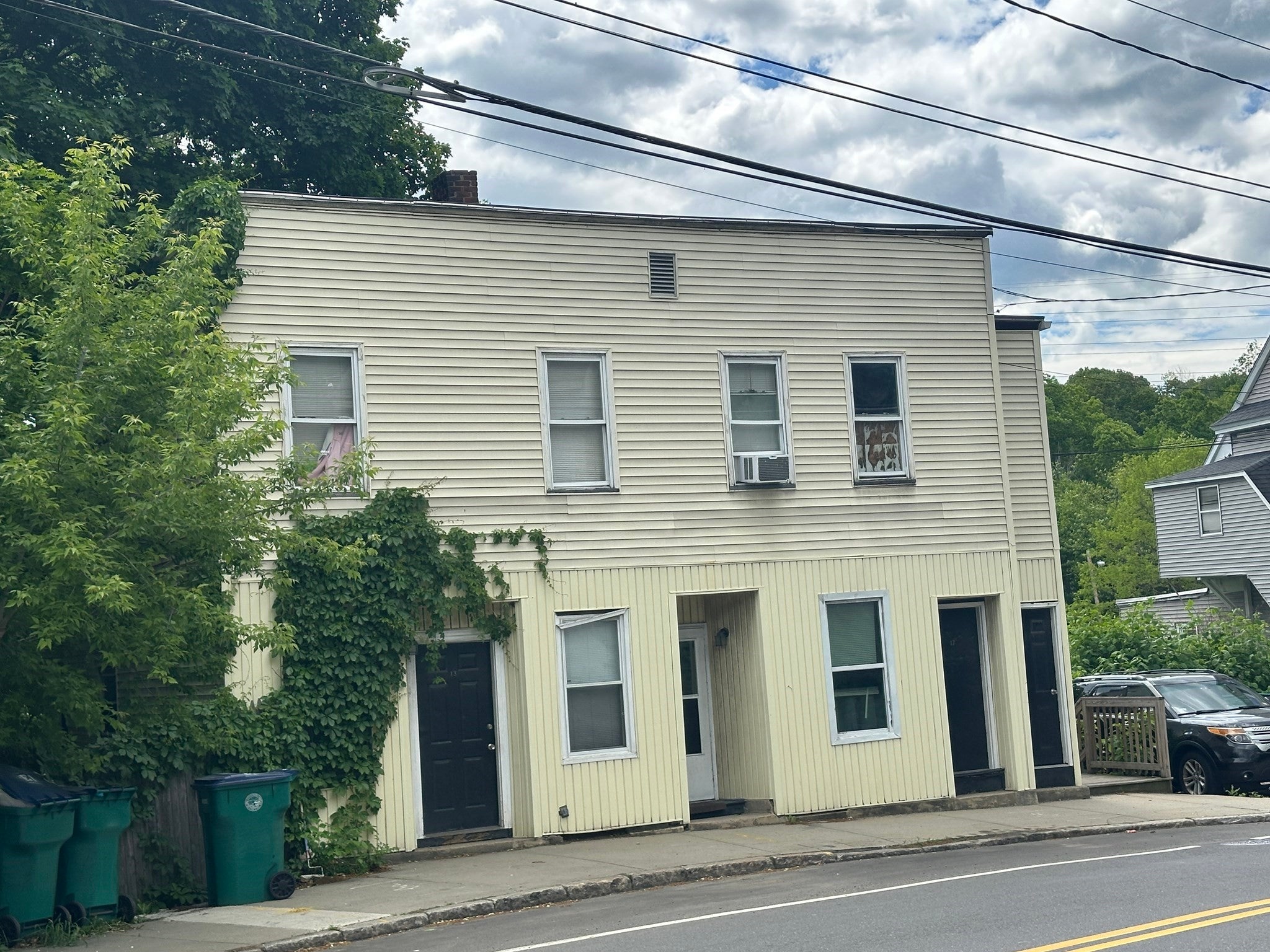13-17 Westminster St