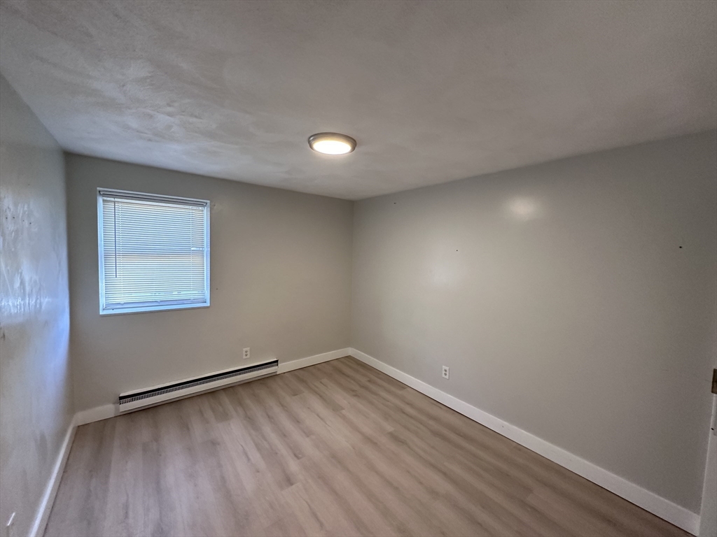 20 Hysil Avenue 11