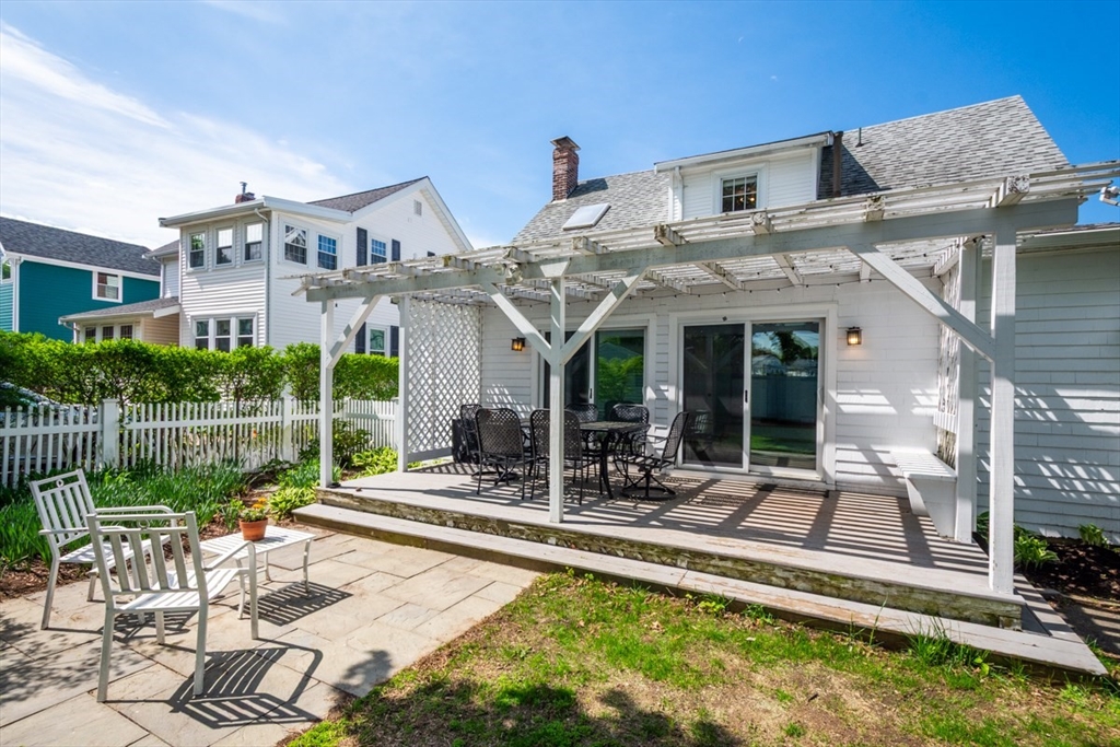 51 Tyler Ave, Medford, MA Photo #33