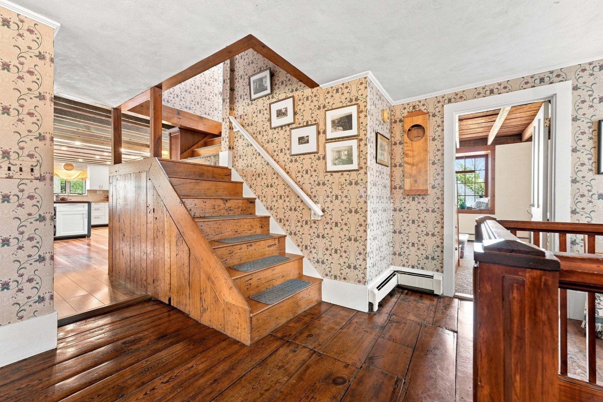 170 Brookfield Rd, Warren, MA Photo #17