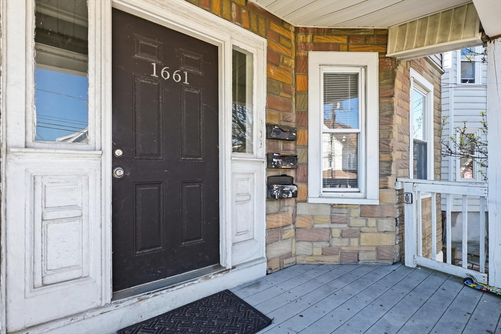 1661 North Shore Rd