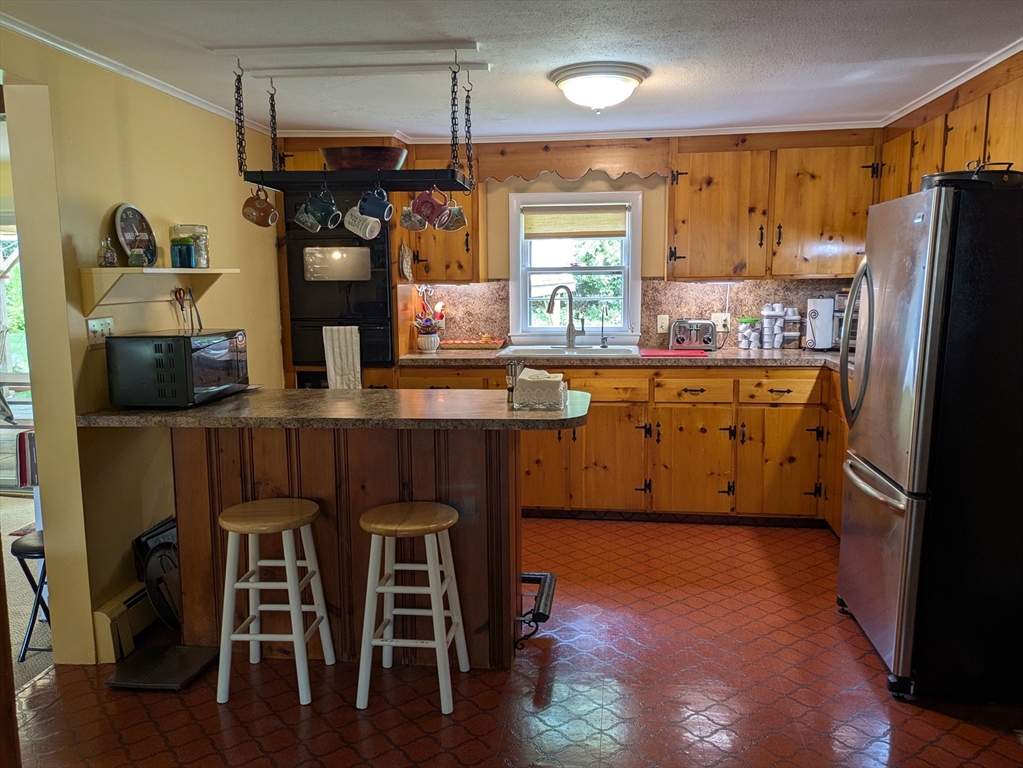 12 Lovering St