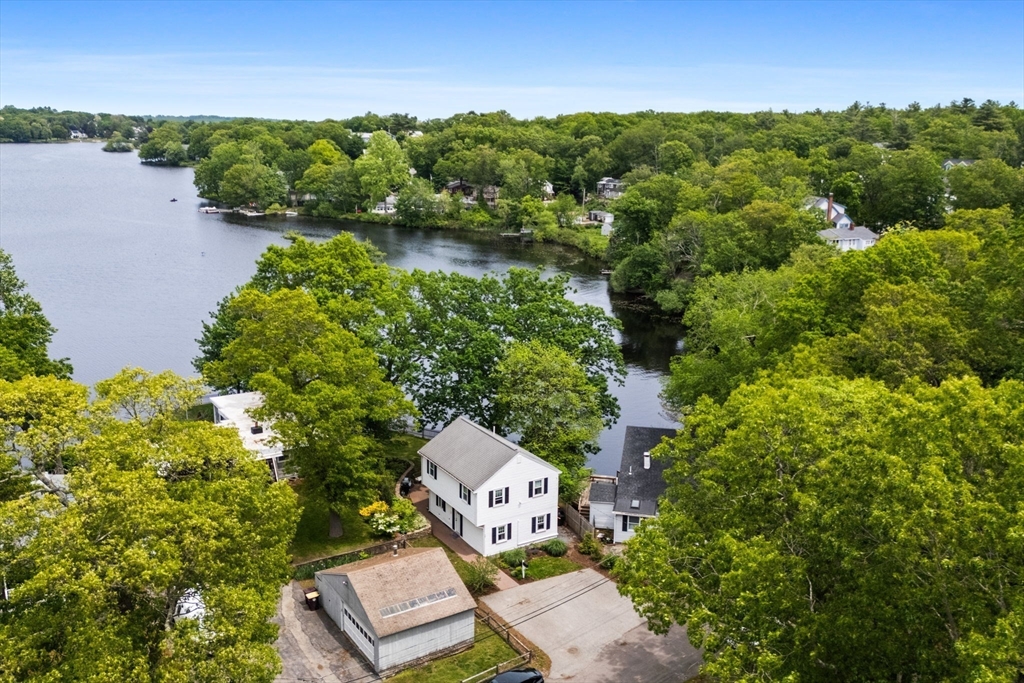 17 Woodbine Rd