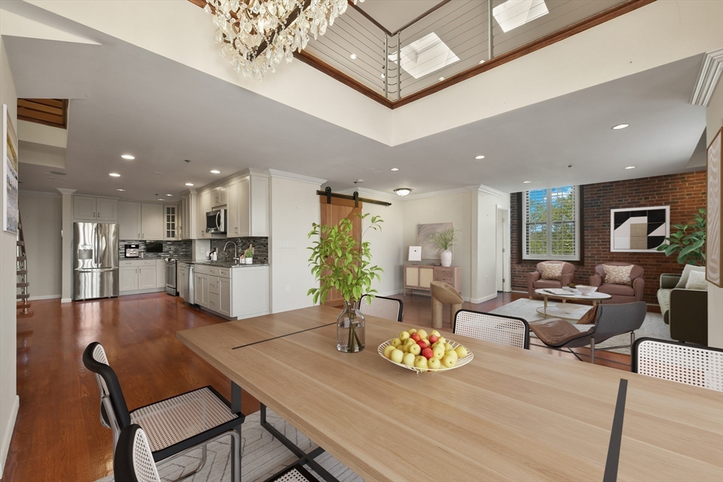 Boston, Massachusetts 02124, United States, 2 Bedrooms Bedrooms, ,3 BathroomsBathrooms,Residential,Active,125120