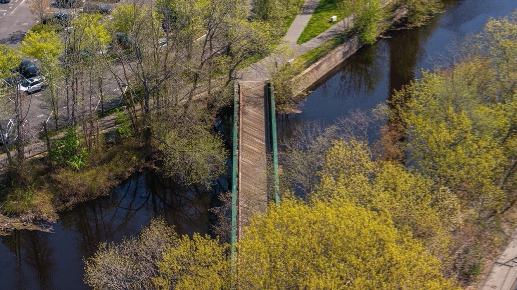 Boston, Massachusetts 02124, United States, 2 Bedrooms Bedrooms, ,3 BathroomsBathrooms,Residential,Active,125120