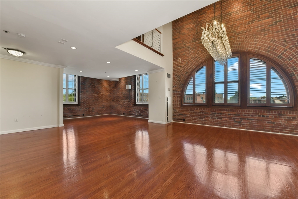Boston, Massachusetts 02124, United States, 2 Bedrooms Bedrooms, ,3 BathroomsBathrooms,Residential,Active,125120