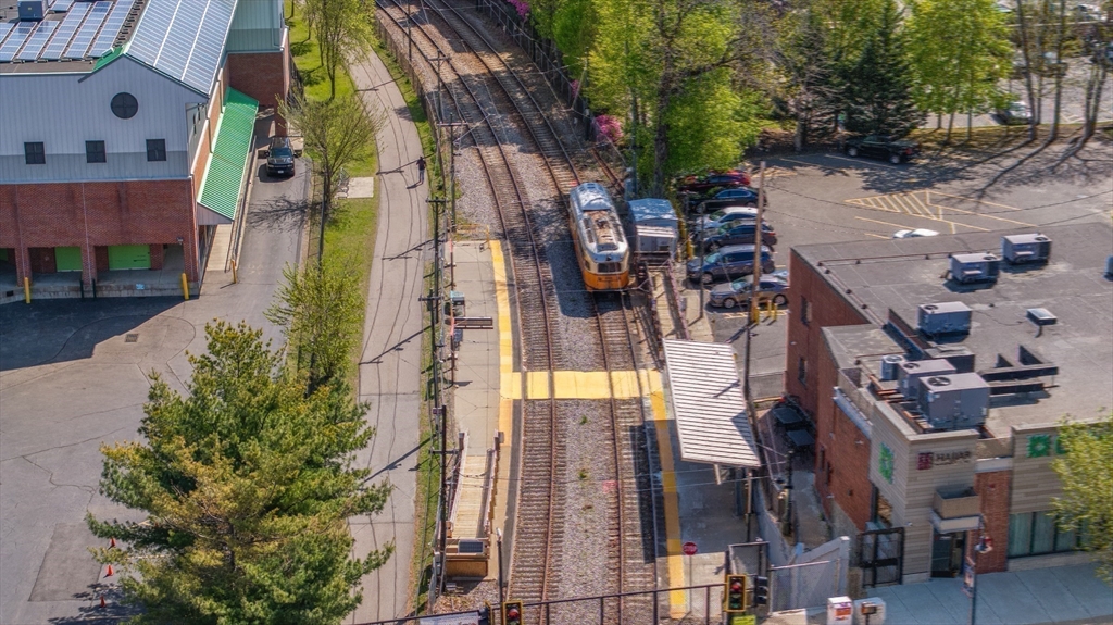 Boston, Massachusetts 02124, United States, 2 Bedrooms Bedrooms, ,3 BathroomsBathrooms,Residential,Active,125120