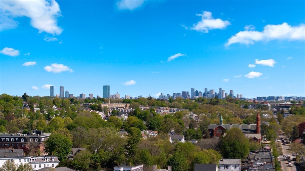 Boston, Massachusetts 02124, United States, 2 Bedrooms Bedrooms, ,3 BathroomsBathrooms,Residential,Active,125120