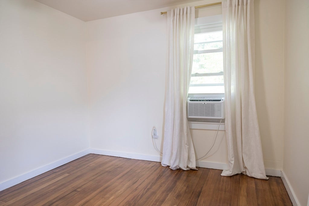 581 South Street #2, Boston, MA Photo #21