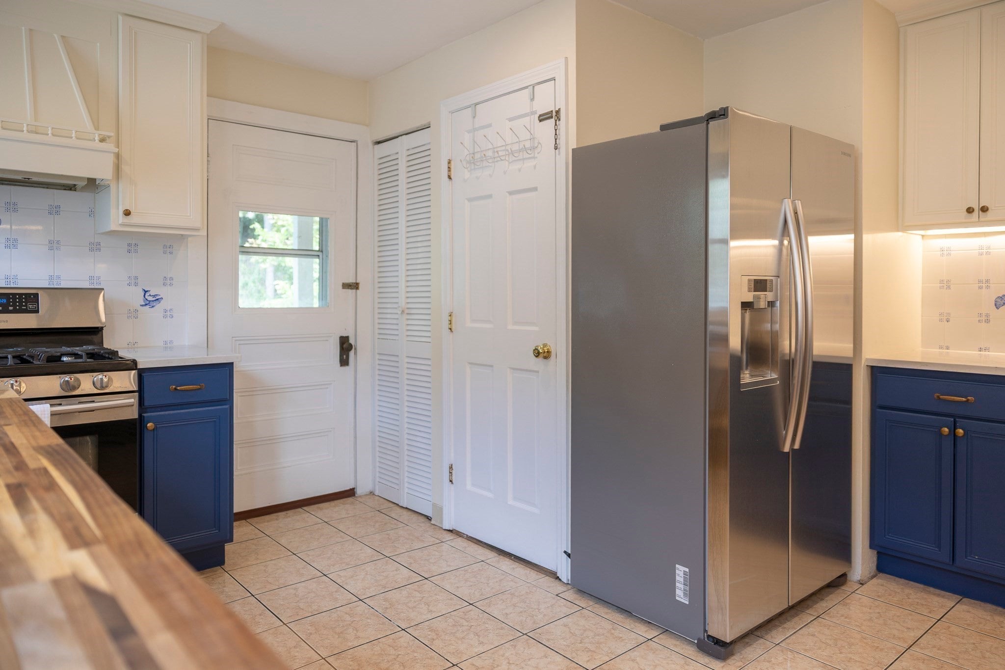 581 South Street 2