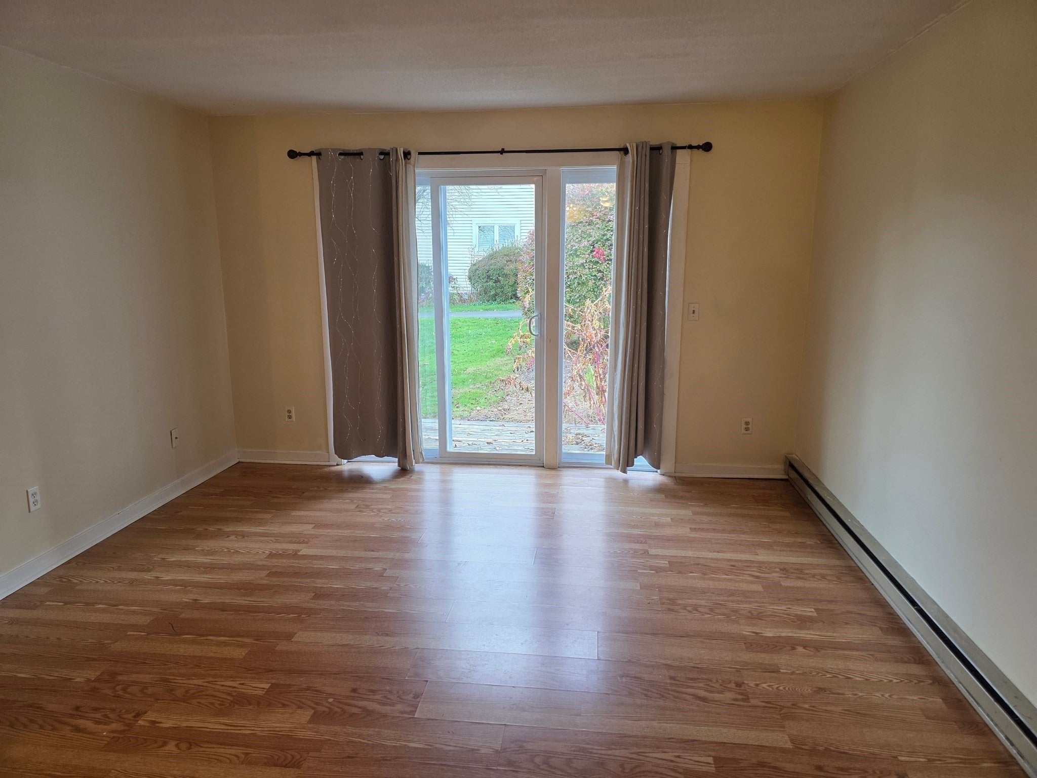 32 Salem Pl #32, Amherst, MA, 32 Salem Pl #32, Amherst, MA Photo #4