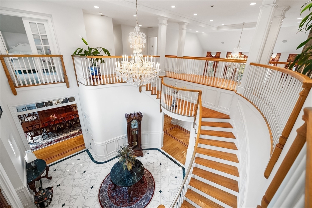8 Stratford Way