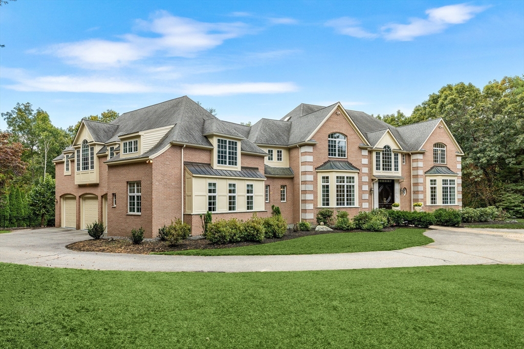 8 Stratford Way
