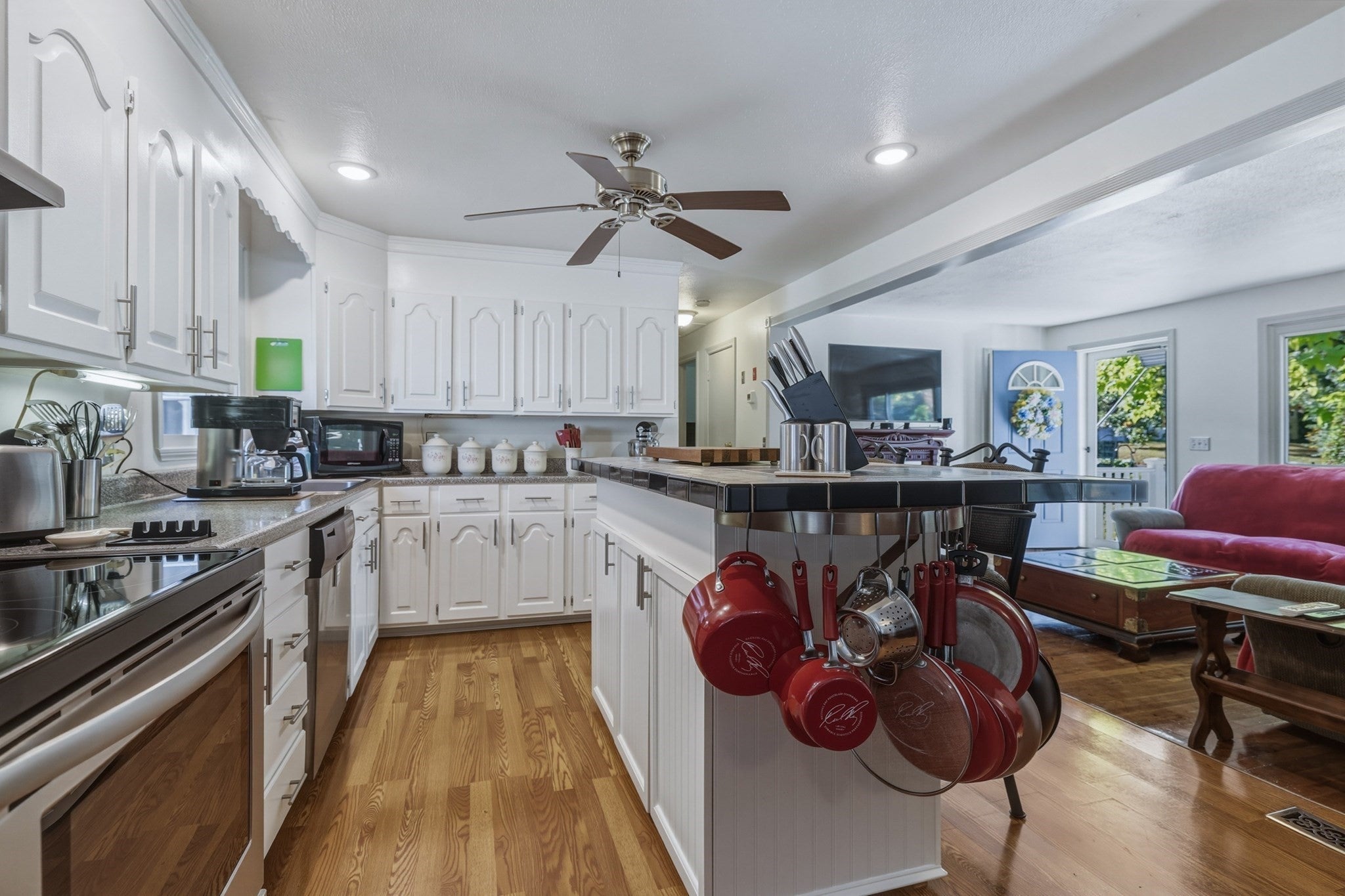 91 Batchelor St, Granby, MA, 91 Batchelor St, Granby, MA Photo #7