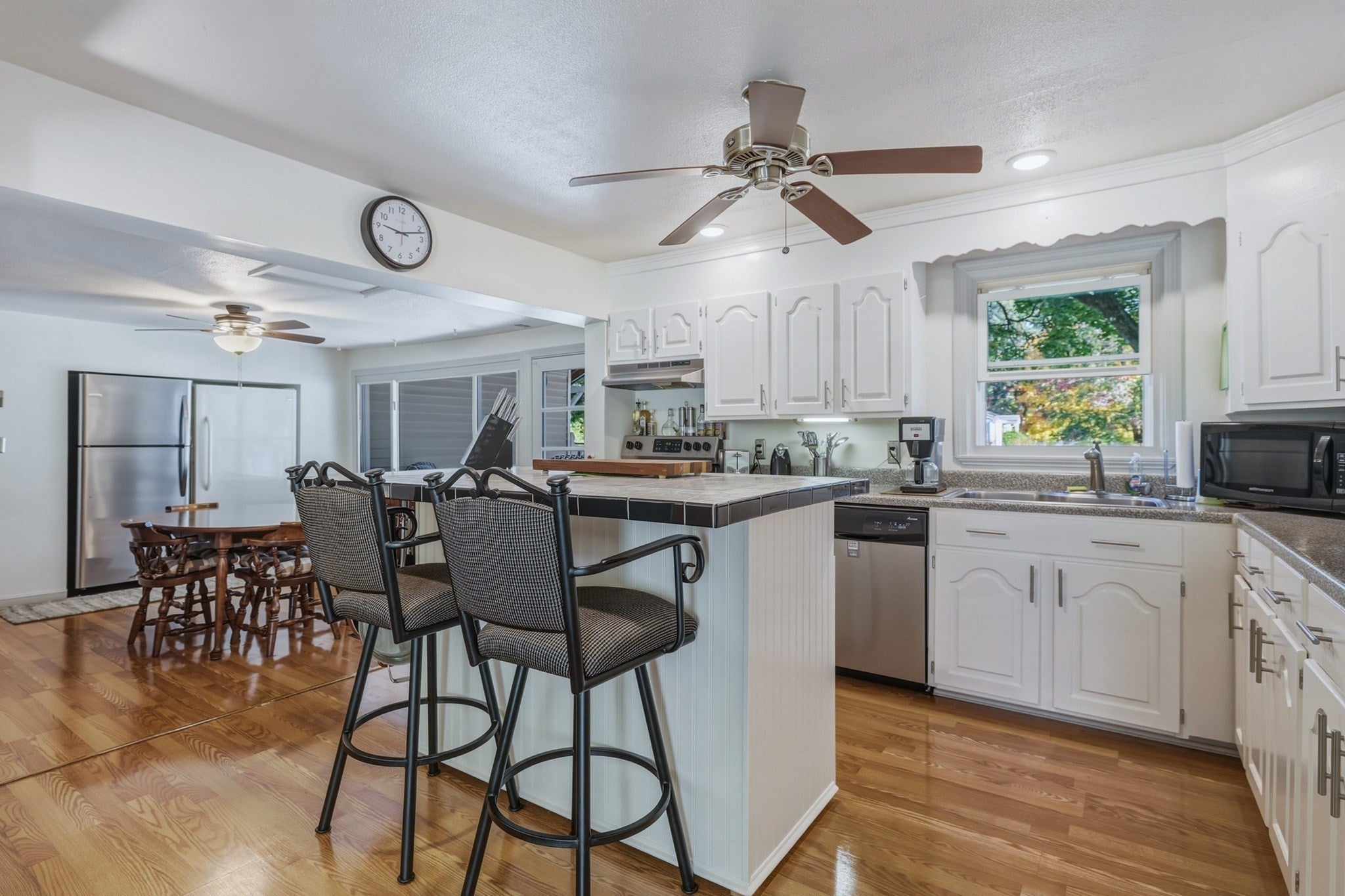 91 Batchelor St, Granby, MA, 91 Batchelor St, Granby, MA Photo #5