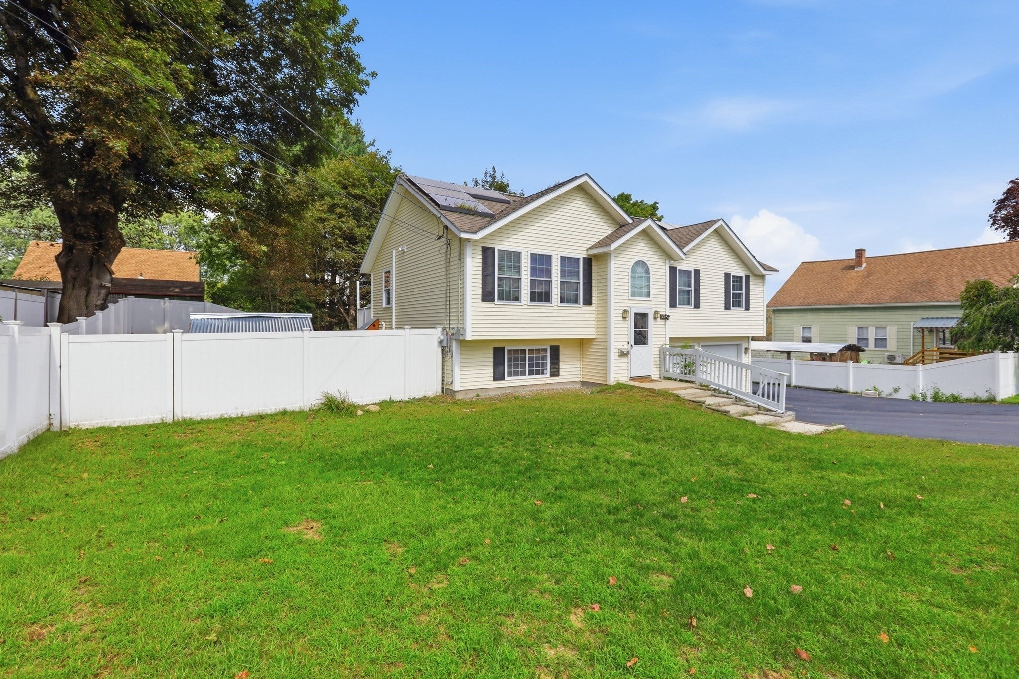 29 Clearview Ave, Fitchburg, MA Photo #22
