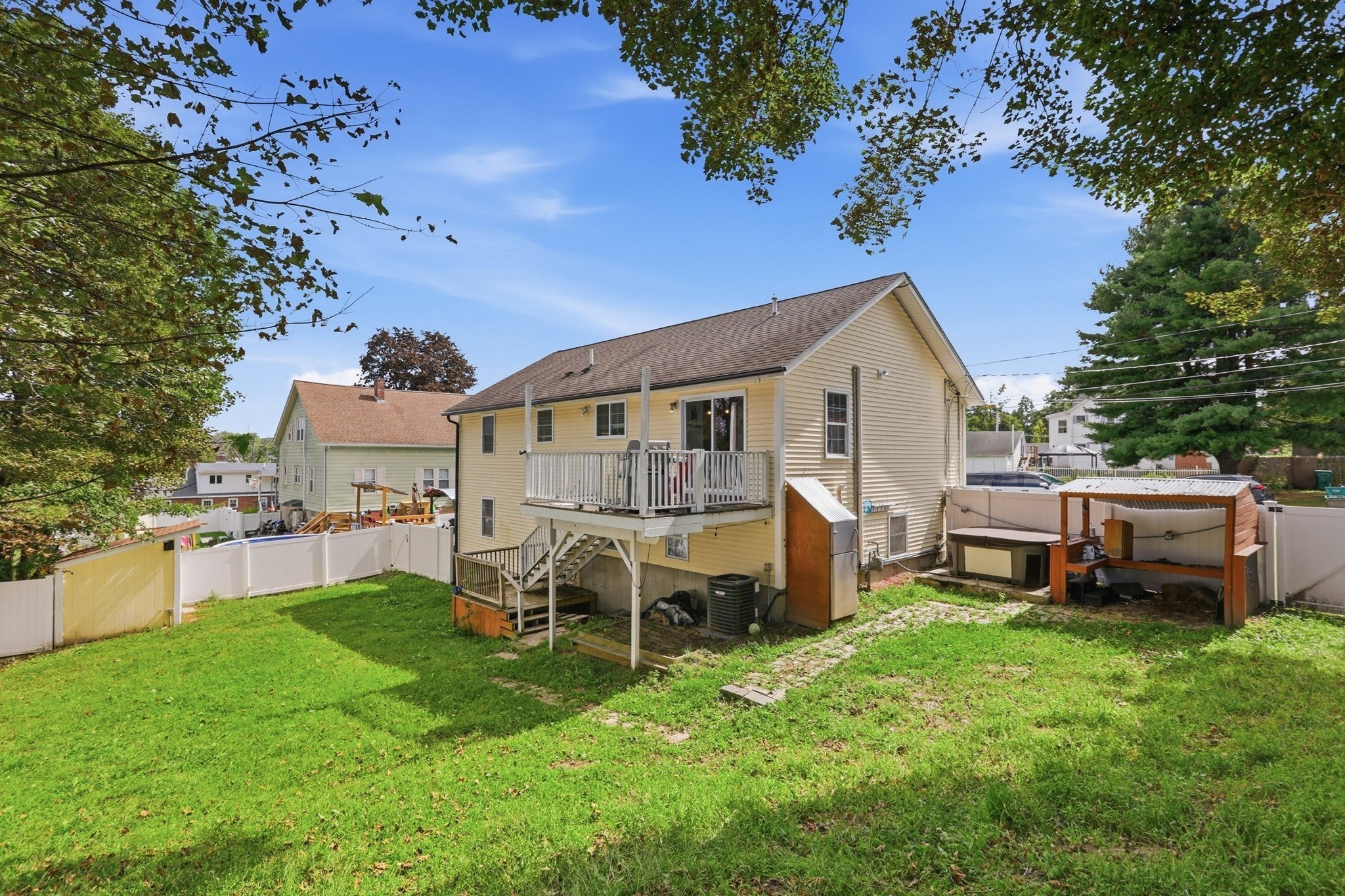 29 Clearview Ave, Fitchburg, MA Photo #23