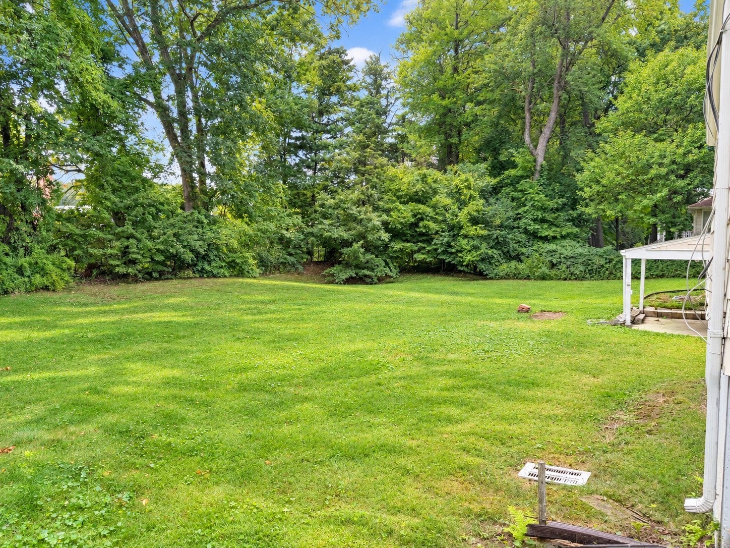 50 Woodside Dr, Longmeadow, MA Photo #25